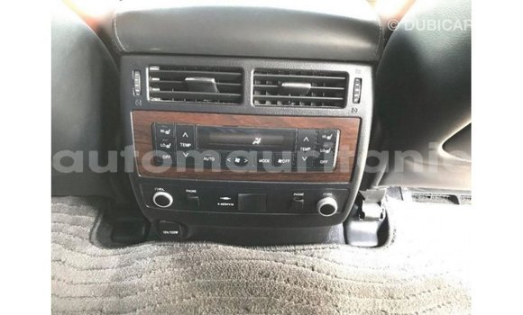 Acheter Import Voiture Toyota Land Cruiser Blanc à Import - Dubai, Adrar Acheter Import Voiture Toyota Land Cruiser Blanc à Import - Dubai, Adrar