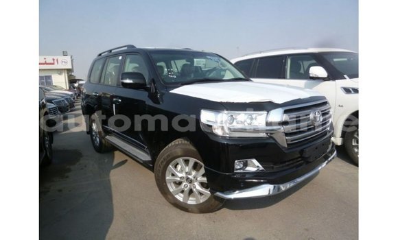 Acheter Import Voiture Toyota Land Cruiser Noir à Import - Dubai, Adrar Acheter Import Voiture Toyota Land Cruiser Noir à Import - Dubai, Adrar