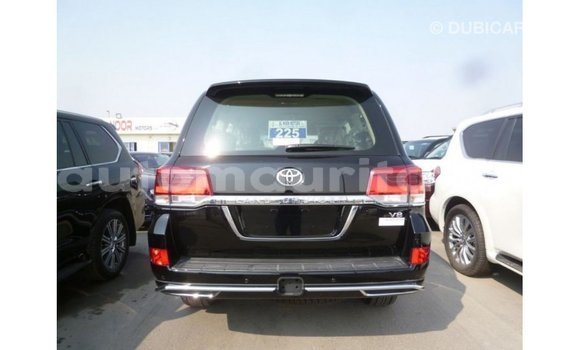 Acheter Import Voiture Toyota Land Cruiser Noir à Import - Dubai, Adrar Acheter Import Voiture Toyota Land Cruiser Noir à Import - Dubai, Adrar