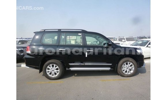Acheter Import Voiture Toyota Land Cruiser Noir à Import - Dubai, Adrar Acheter Import Voiture Toyota Land Cruiser Noir à Import - Dubai, Adrar