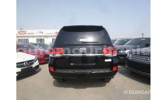 Acheter Import Voiture Toyota Land Cruiser Noir à Import - Dubai, Adrar Acheter Import Voiture Toyota Land Cruiser Noir à Import - Dubai, Adrar