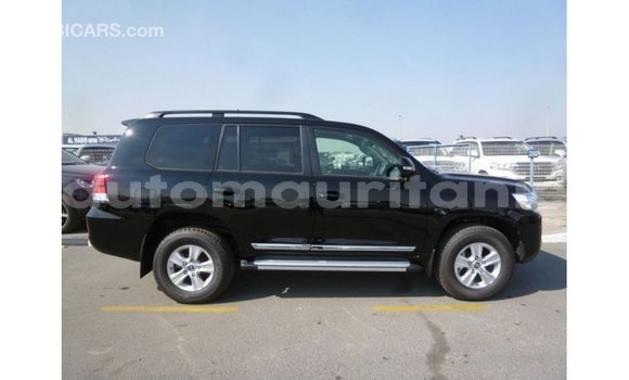 Acheter Import Voiture Toyota Land Cruiser Noir à Import - Dubai, Adrar Acheter Import Voiture Toyota Land Cruiser Noir à Import - Dubai, Adrar