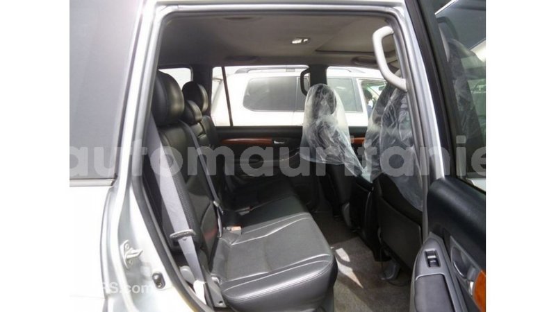 Big with watermark toyota prado adrar import dubai 2477