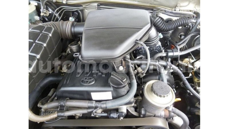 Big with watermark toyota prado adrar import dubai 2477