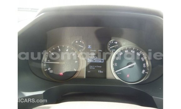 Acheter Import Voiture Toyota Prado Blanc à Import - Dubai, Adrar Acheter Import Voiture Toyota Prado Blanc à Import - Dubai, Adrar