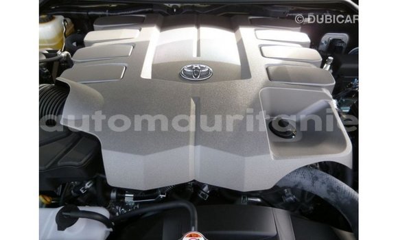 Buy Import Toyota Land Cruiser White Car in Import - Dubai in Adrar Buy Import Toyota Land Cruiser White Car in Import - Dubai in Adrar