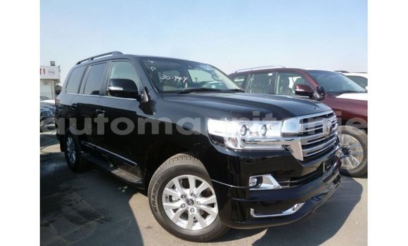 Acheter Import Voiture Toyota Land Cruiser Noir à Import - Dubai, Adrar Acheter Import Voiture Toyota Land Cruiser Noir à Import - Dubai, Adrar