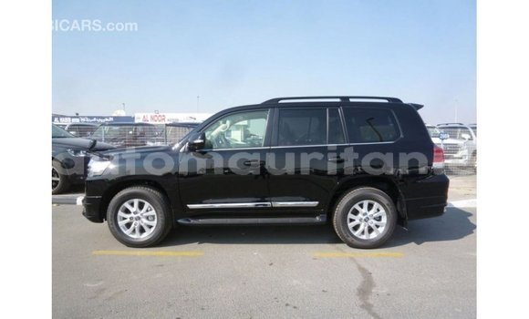 Acheter Import Voiture Toyota Land Cruiser Noir à Import - Dubai, Adrar Acheter Import Voiture Toyota Land Cruiser Noir à Import - Dubai, Adrar