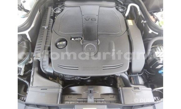 Acheter Import Voiture Mercedes-Benz 190 Blanc à Import - Dubai, Adrar Acheter Import Voiture Mercedes-Benz 190 Blanc à Import - Dubai, Adrar