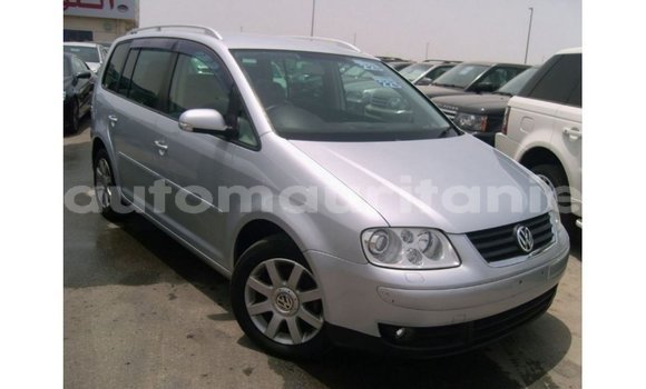 Acheter Import Voiture Volkswagen Touran Autre à Import - Dubai, Adrar