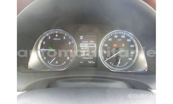 Acheter Import Voiture Toyota Harrier Rouge à Import - Dubai, Adrar Acheter Import Voiture Toyota Harrier Rouge à Import - Dubai, Adrar