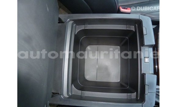 Acheter Import Voiture Toyota Land Cruiser Blanc à Import - Dubai, Adrar Acheter Import Voiture Toyota Land Cruiser Blanc à Import - Dubai, Adrar