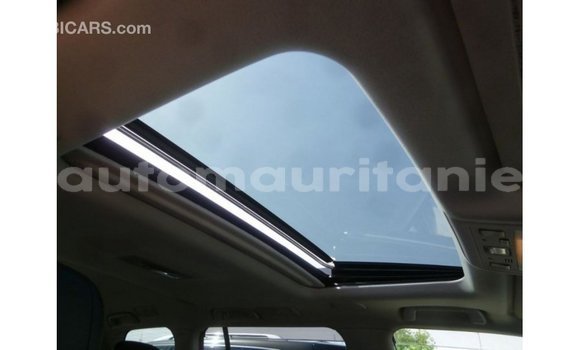 Acheter Import Voiture Toyota Land Cruiser Blanc à Import - Dubai, Adrar Acheter Import Voiture Toyota Land Cruiser Blanc à Import - Dubai, Adrar