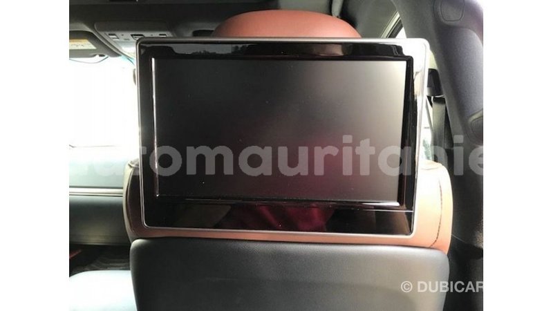 Big with watermark toyota land cruiser adrar import dubai 2502