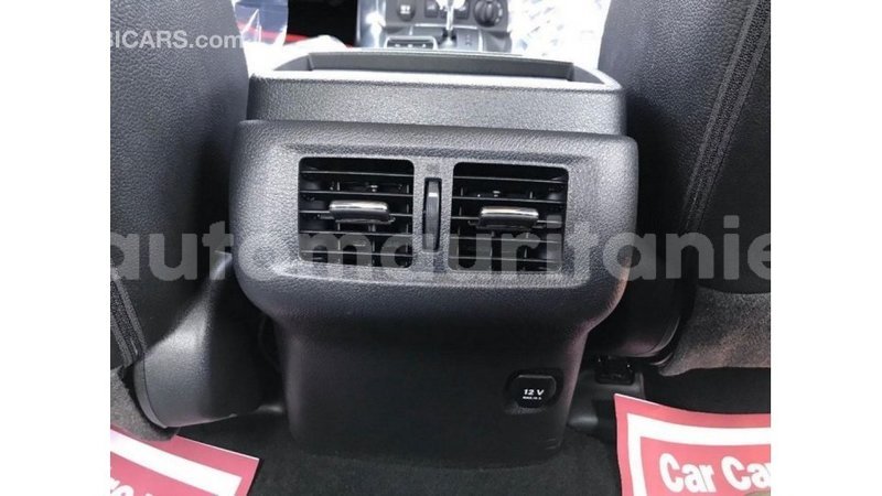 Big with watermark mercedes benz 250 adrar import dubai 2504