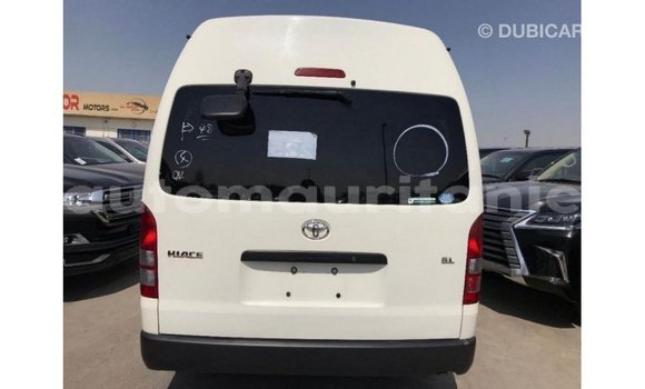 Acheter Import Voiture Toyota Hiace Blanc à Import - Dubai, Adrar Acheter Import Voiture Toyota Hiace Blanc à Import - Dubai, Adrar