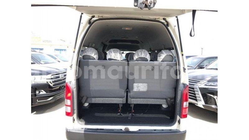 Big with watermark toyota hiace adrar import dubai 2505