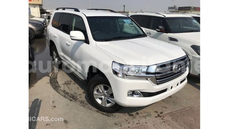 Big with watermark toyota land cruiser adrar import dubai 2506