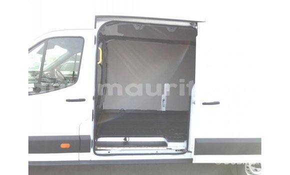 Acheter Import Voiture Ford Club Wagon Blanc à Import - Dubai, Adrar Acheter Import Voiture Ford Club Wagon Blanc à Import - Dubai, Adrar