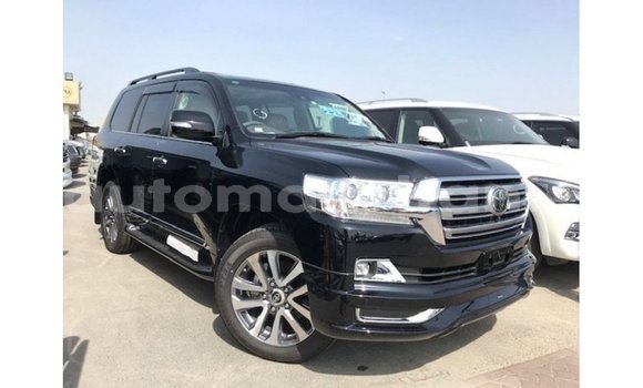 Acheter Import Voiture Toyota Land Cruiser Noir à Import - Dubai, Adrar Acheter Import Voiture Toyota Land Cruiser Noir à Import - Dubai, Adrar