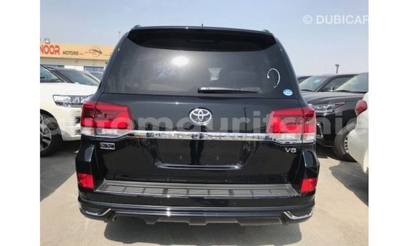 Acheter Import Voiture Toyota Land Cruiser Noir à Import - Dubai, Adrar Acheter Import Voiture Toyota Land Cruiser Noir à Import - Dubai, Adrar
