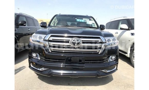 Acheter Import Voiture Toyota Land Cruiser Noir à Import - Dubai, Adrar Acheter Import Voiture Toyota Land Cruiser Noir à Import - Dubai, Adrar
