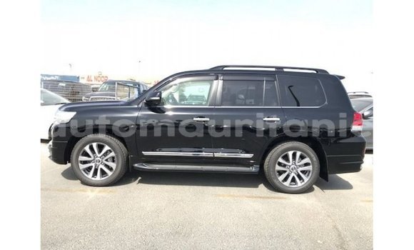 Acheter Import Voiture Toyota Land Cruiser Noir à Import - Dubai, Adrar Acheter Import Voiture Toyota Land Cruiser Noir à Import - Dubai, Adrar