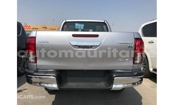 Acheter Import Voiture Toyota Hilux Autre à Import - Dubai, Adrar Acheter Import Voiture Toyota Hilux Autre à Import - Dubai, Adrar