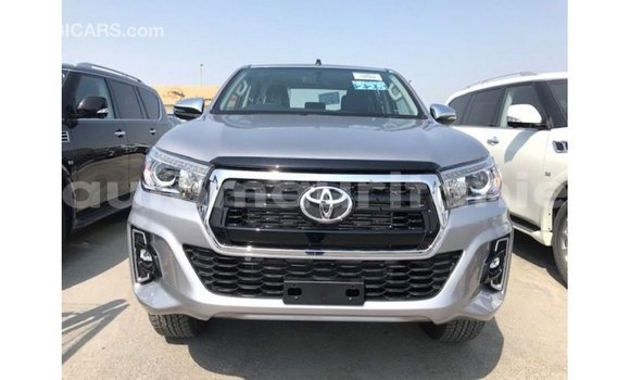 Acheter Import Voiture Toyota Hilux Autre à Import - Dubai, Adrar Acheter Import Voiture Toyota Hilux Autre à Import - Dubai, Adrar