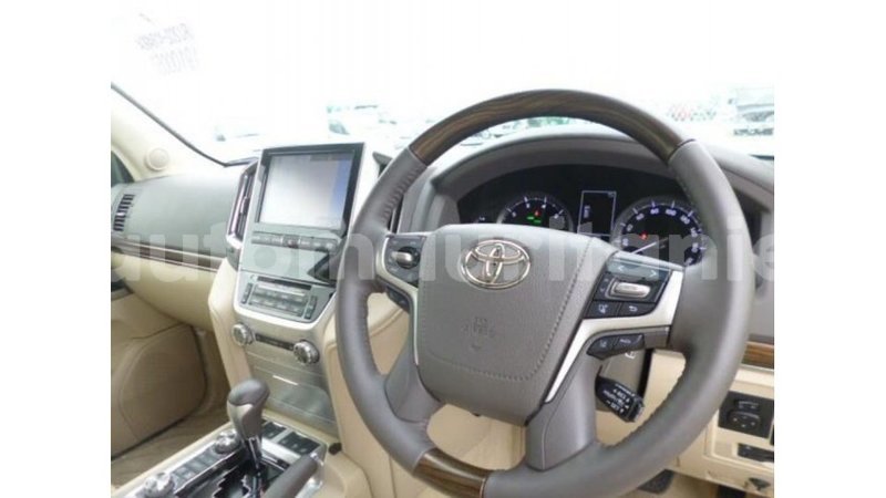 Big with watermark toyota land cruiser adrar import dubai 2515