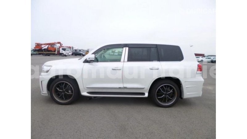 Big with watermark toyota land cruiser adrar import dubai 2515