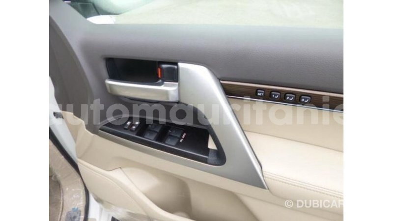 Big with watermark toyota land cruiser adrar import dubai 2515