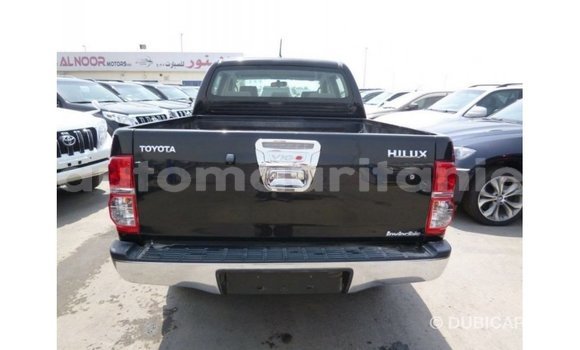 Acheter Import Voiture Toyota Hilux Noir à Import - Dubai, Adrar Acheter Import Voiture Toyota Hilux Noir à Import - Dubai, Adrar