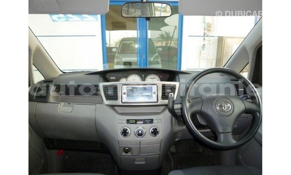 Acheter Import Voiture Toyota Voxy Autre à Import - Dubai, Adrar Acheter Import Voiture Toyota Voxy Autre à Import - Dubai, Adrar