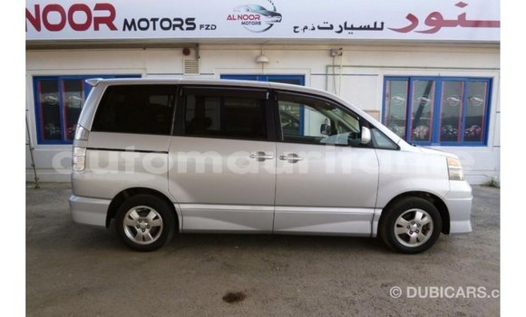 Acheter Import Voiture Toyota Voxy Autre à Import - Dubai, Adrar Acheter Import Voiture Toyota Voxy Autre à Import - Dubai, Adrar