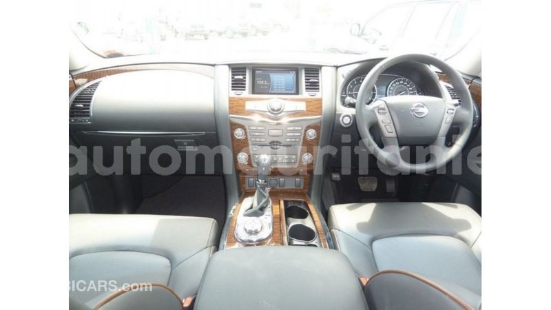 Big with watermark nissan patrol adrar import dubai 2538