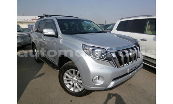 Acheter Import Voiture Toyota Prado Autre à Import - Dubai, Adrar Acheter Import Voiture Toyota Prado Autre à Import - Dubai, Adrar