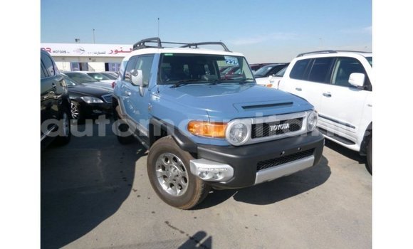 Acheter Import Voiture Toyota FJ Cruiser Bleu à Import - Dubai, Adrar Acheter Import Voiture Toyota FJ Cruiser Bleu à Import - Dubai, Adrar