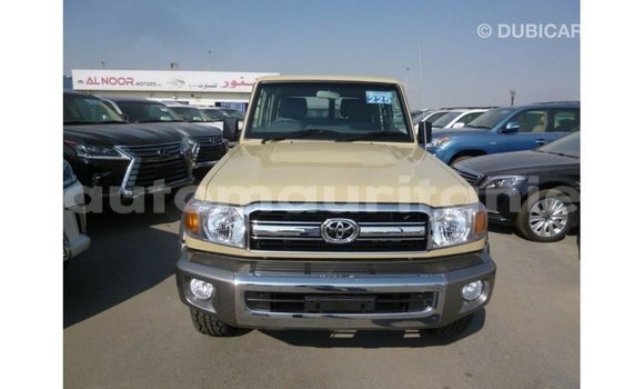 Acheter Import Voiture Toyota Land Cruiser Beige à Import - Dubai, Adrar Acheter Import Voiture Toyota Land Cruiser Beige à Import - Dubai, Adrar