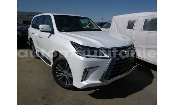 Acheter Import Voiture Lexus LX Blanc à Import - Dubai, Adrar Acheter Import Voiture Lexus LX Blanc à Import - Dubai, Adrar