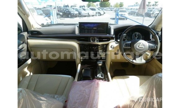 Acheter Import Voiture Lexus LX Blanc à Import - Dubai, Adrar Acheter Import Voiture Lexus LX Blanc à Import - Dubai, Adrar