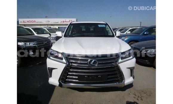 Acheter Import Voiture Lexus LX Blanc à Import - Dubai, Adrar Acheter Import Voiture Lexus LX Blanc à Import - Dubai, Adrar