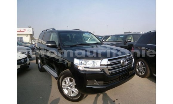 Acheter Import Voiture Toyota Land Cruiser Noir à Import - Dubai, Adrar Acheter Import Voiture Toyota Land Cruiser Noir à Import - Dubai, Adrar