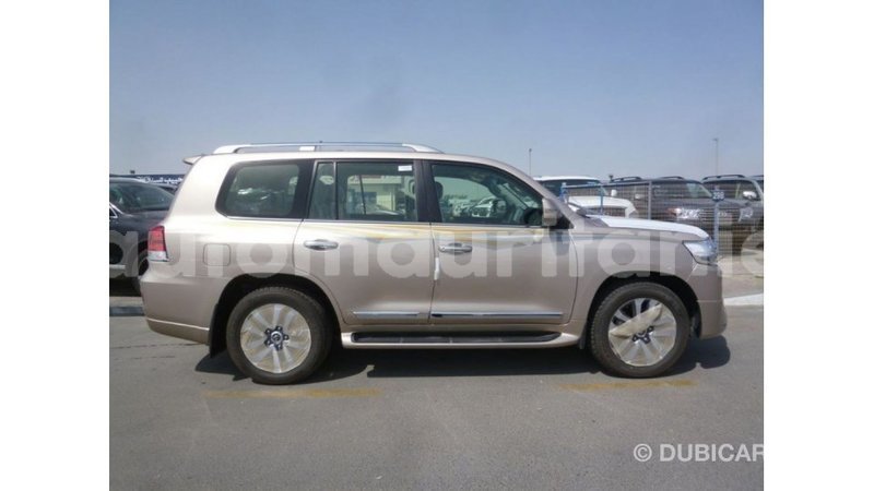 Big with watermark toyota land cruiser adrar import dubai 2568