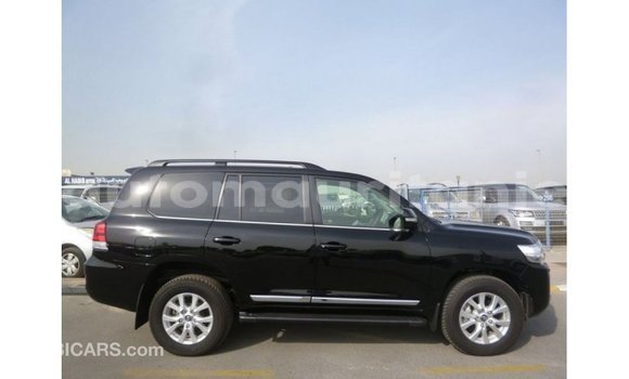 Acheter Import Voiture Toyota Land Cruiser Noir à Import - Dubai, Adrar Acheter Import Voiture Toyota Land Cruiser Noir à Import - Dubai, Adrar