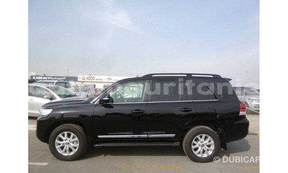 Acheter Import Voiture Toyota Land Cruiser Noir à Import - Dubai, Adrar Acheter Import Voiture Toyota Land Cruiser Noir à Import - Dubai, Adrar