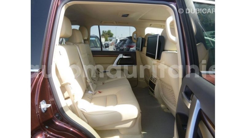 Big with watermark toyota land cruiser adrar import dubai 2576