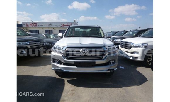 Buy Import Toyota Land Cruiser Other Car in Import - Dubai in Adrar Buy Import Toyota Land Cruiser Other Car in Import - Dubai in Adrar