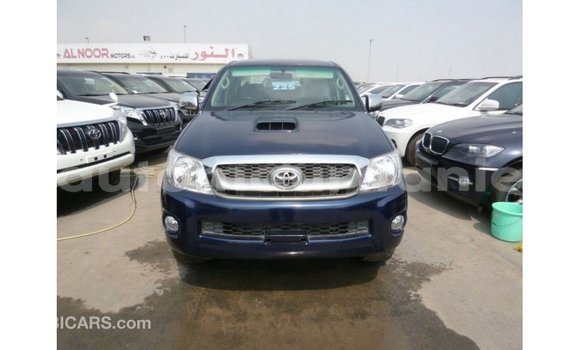 Acheter Import Voiture Toyota Hilux Bleu à Import - Dubai, Adrar Acheter Import Voiture Toyota Hilux Bleu à Import - Dubai, Adrar