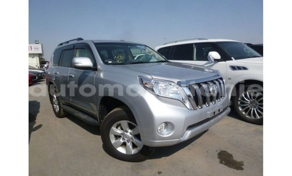 Acheter Import Voiture Toyota Prado Autre à Import - Dubai, Adrar Acheter Import Voiture Toyota Prado Autre à Import - Dubai, Adrar